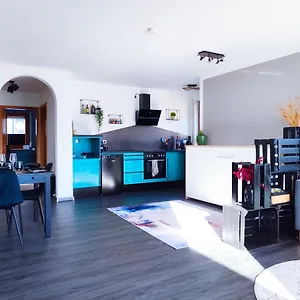 Apartment Terminal Design - Terrasse & Waiputv, Steinenbronn